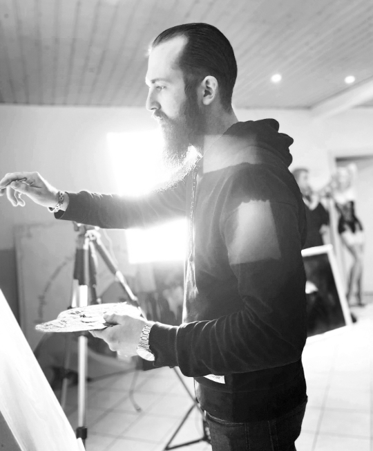 Tim Neumann Portrait
